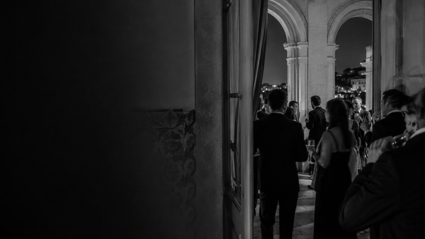 Editorial atmosphere at an evening event